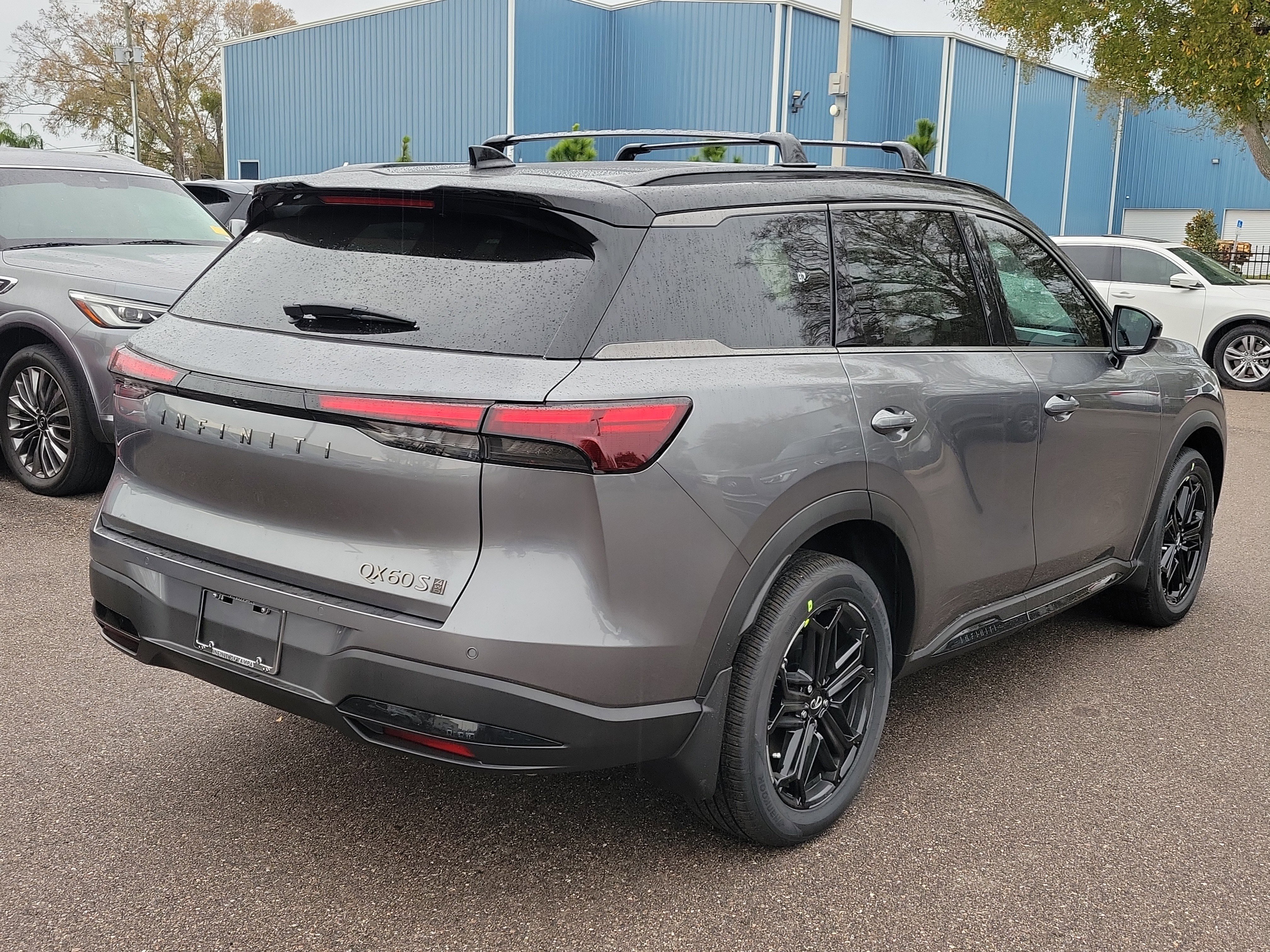 New 2026 INFINITI QX60 Sport w/ Dark Cargo Package image 3