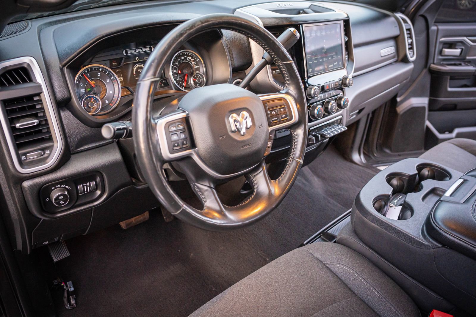 Used 2020 RAM 3500 Big Horn w/ Level 2 Equipment Group image 15