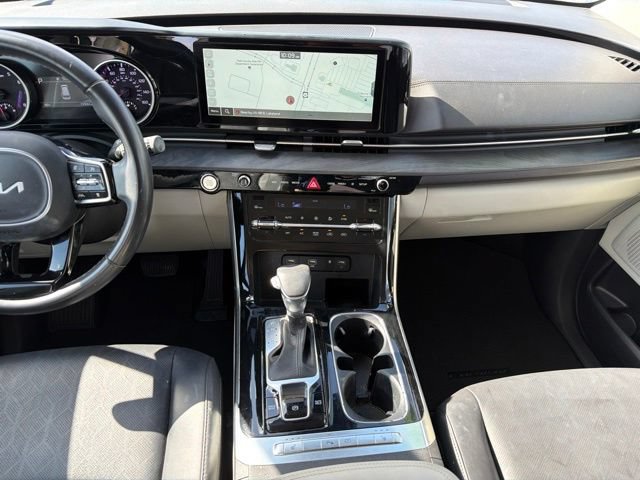 Used 2024 Kia Carnival EX FWD image 26