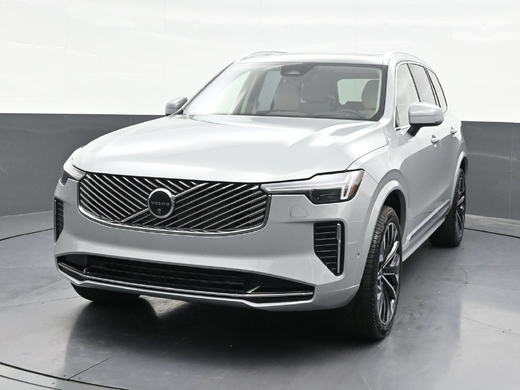 Used 2026 Volvo XC90 B6 Ultra w/ Protection Package AWD/4WD image 9