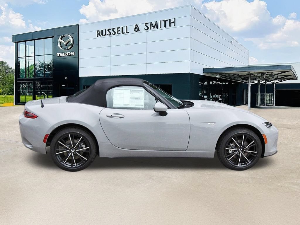 New 2026 MAZDA MX-5 Miata Grand Touring RWD image 3