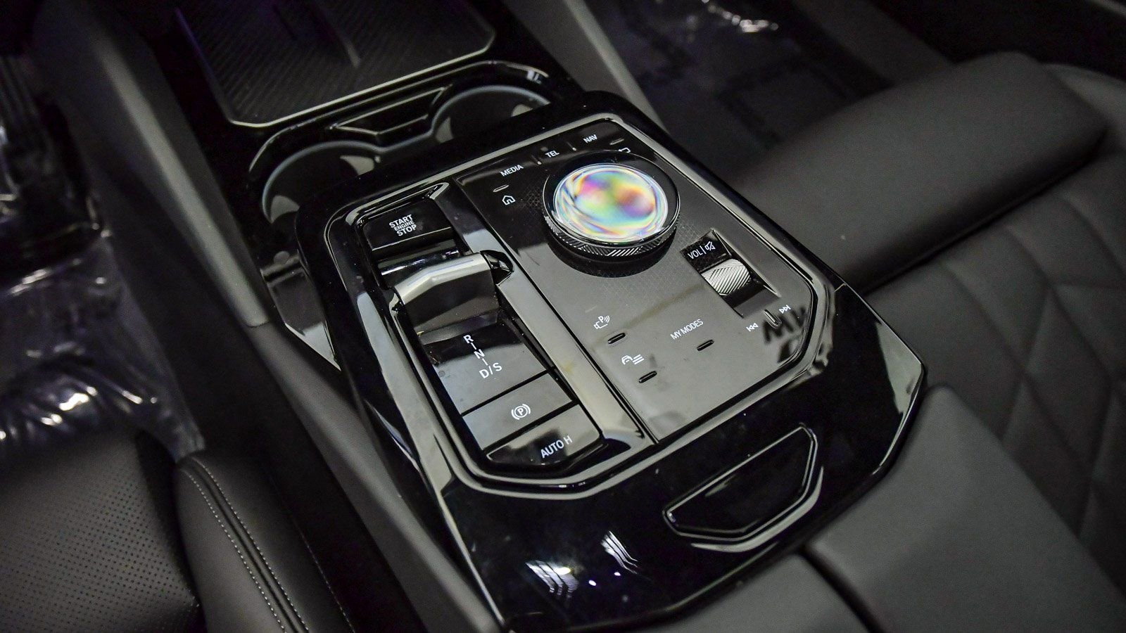 Used 2025 BMW 530i image 24