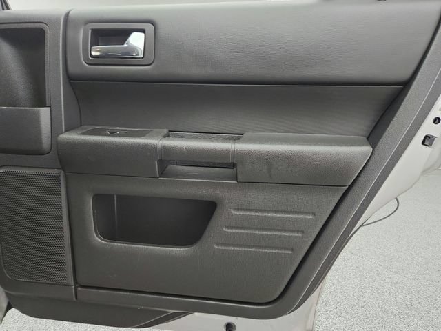 Used 2019 Ford Flex SE FWD image 25