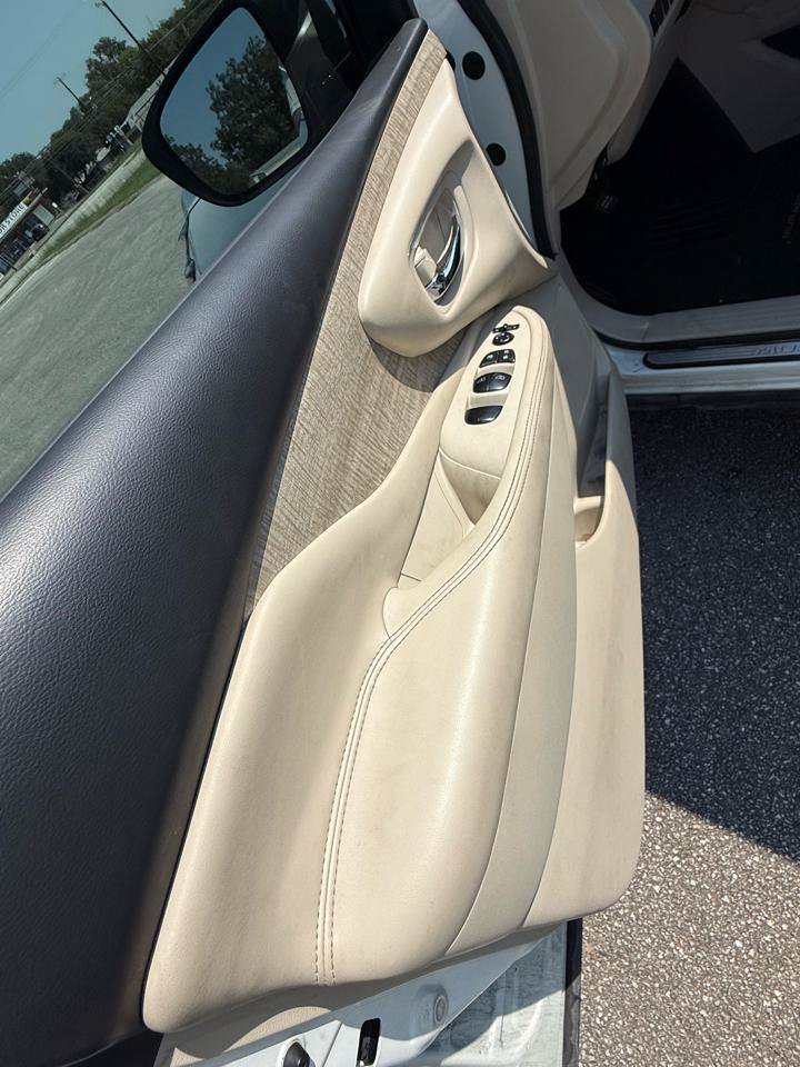 Used 2019 Nissan Murano SV w/ Cargo Package FWD image 5