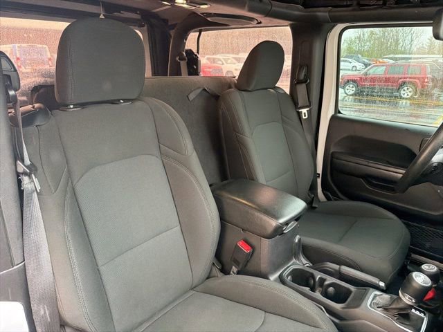 Certified 2021 Jeep Wrangler Sport AWD/4WD image 5