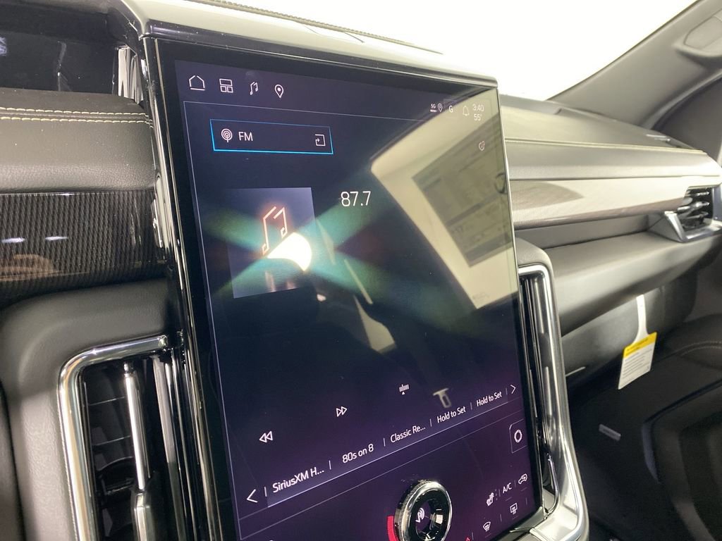 New 2026 GMC Yukon Elevation image 13