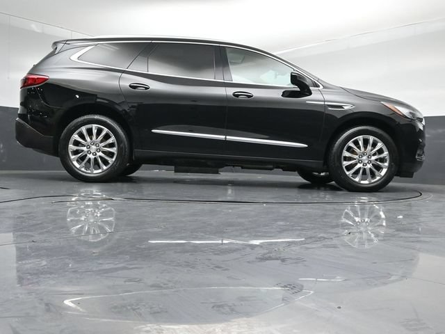 Used 2020 Buick Enclave Premium w/ Sun and Sites Package AWD/4WD image 45