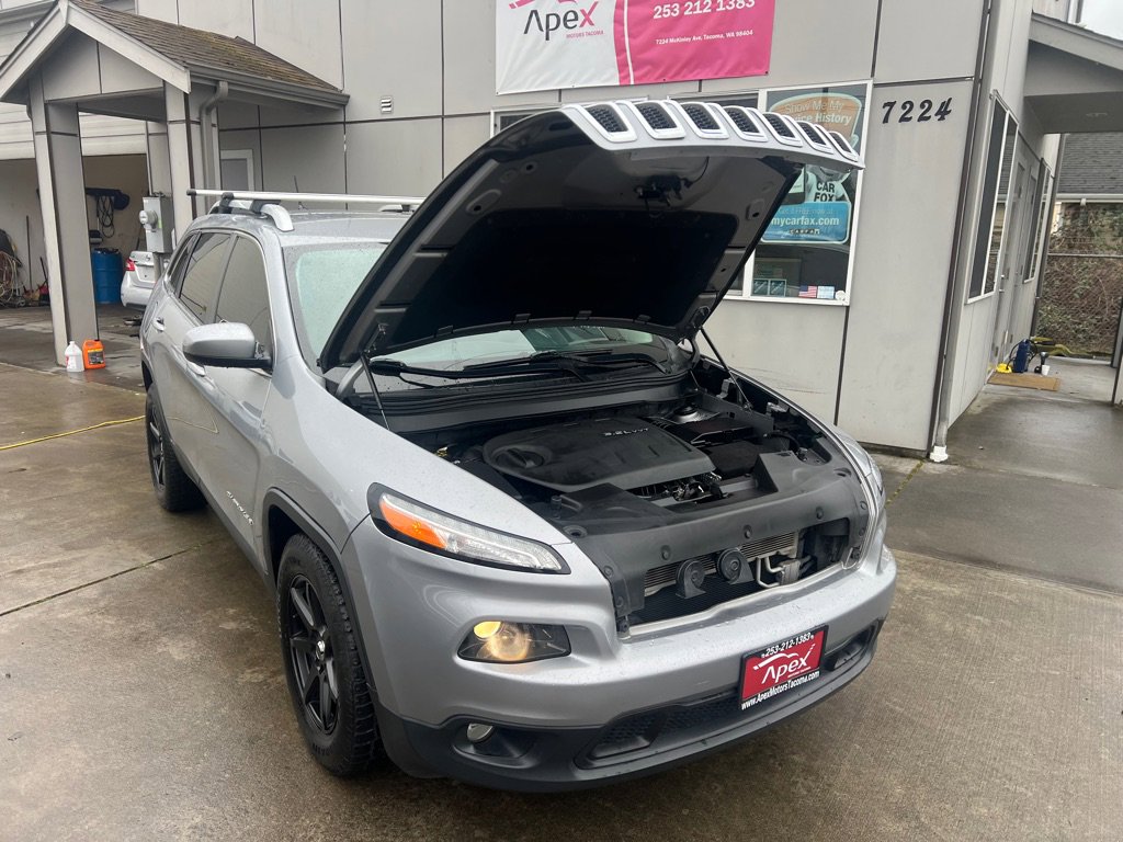 Used 2014 Jeep Cherokee Latitude FWD image 10