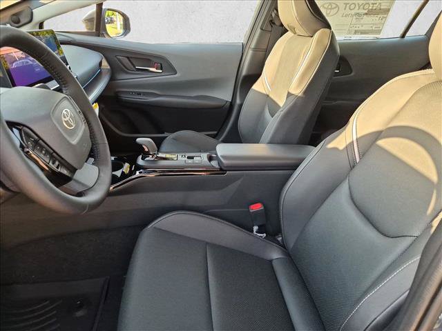New 2027 Toyota Prius Limited w/ Limited Premium Package FWD image 4
