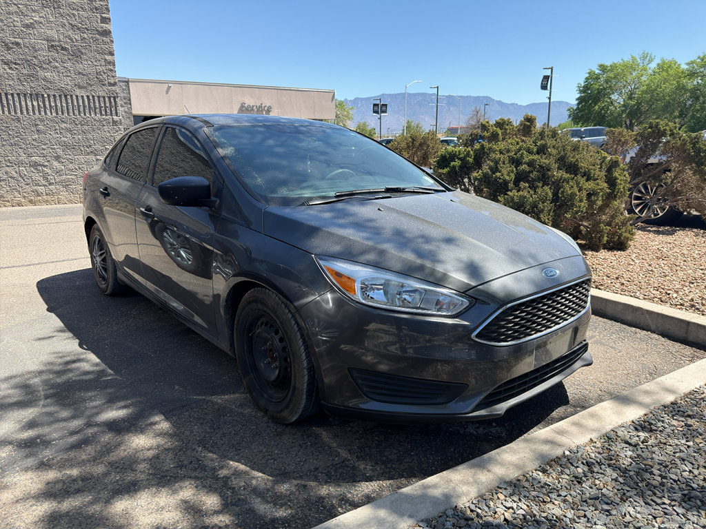 Used 2018 Ford Focus S FWD image 3