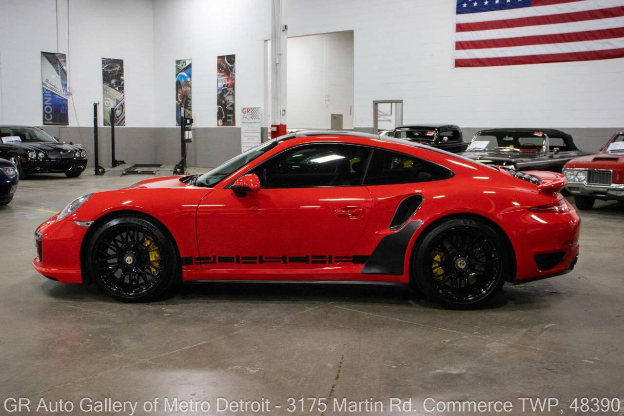 Used 2014 Porsche 911 Turbo S image 3