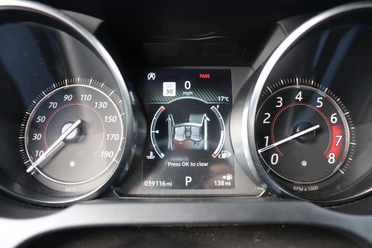 Used 2020 Jaguar F-TYPE Checkered Flag image 18