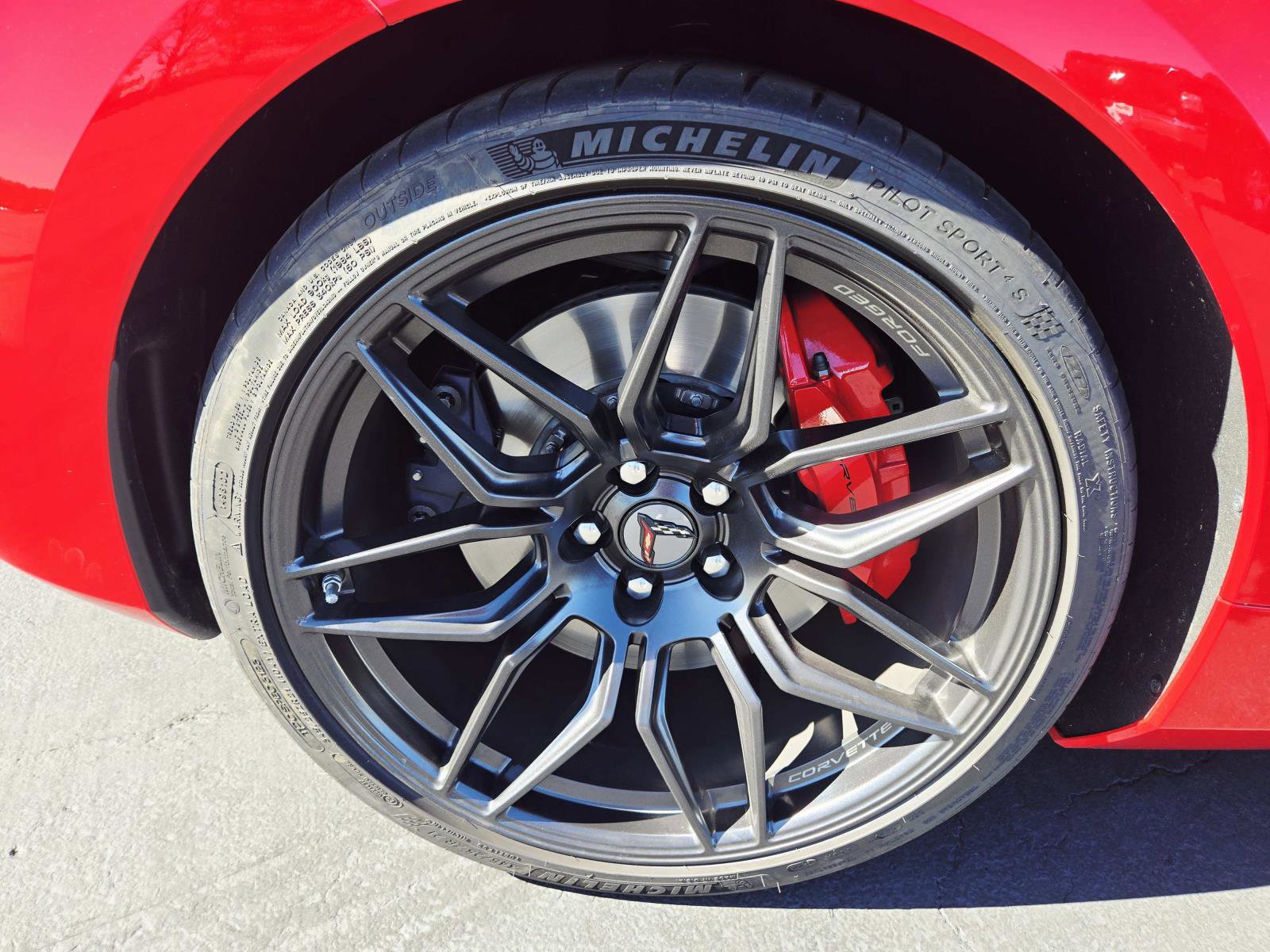 Used 2023 Chevrolet Corvette Z06 image 17