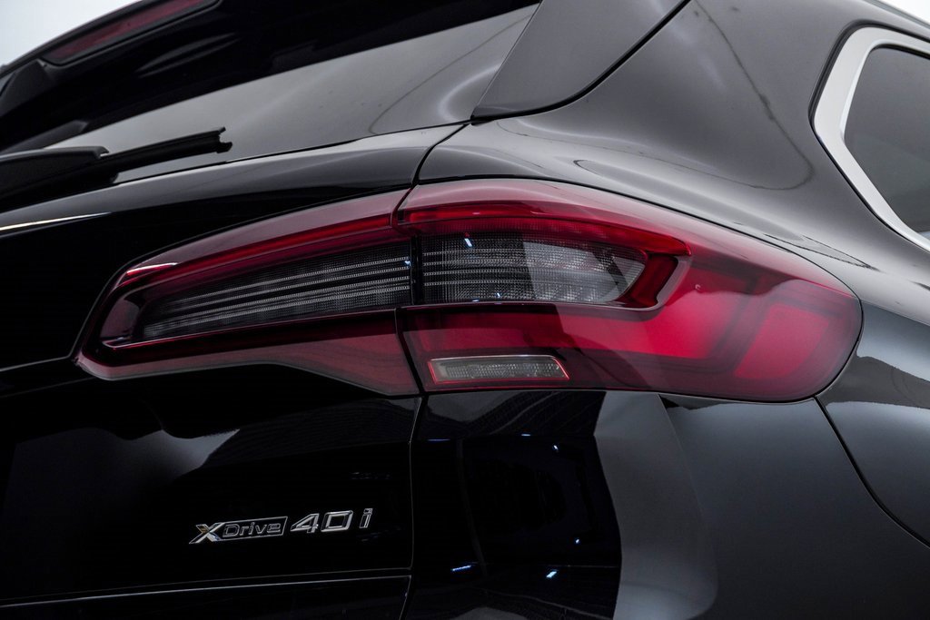 Used 2021 BMW X5 xDrive40i w/ Convenience Package image 13