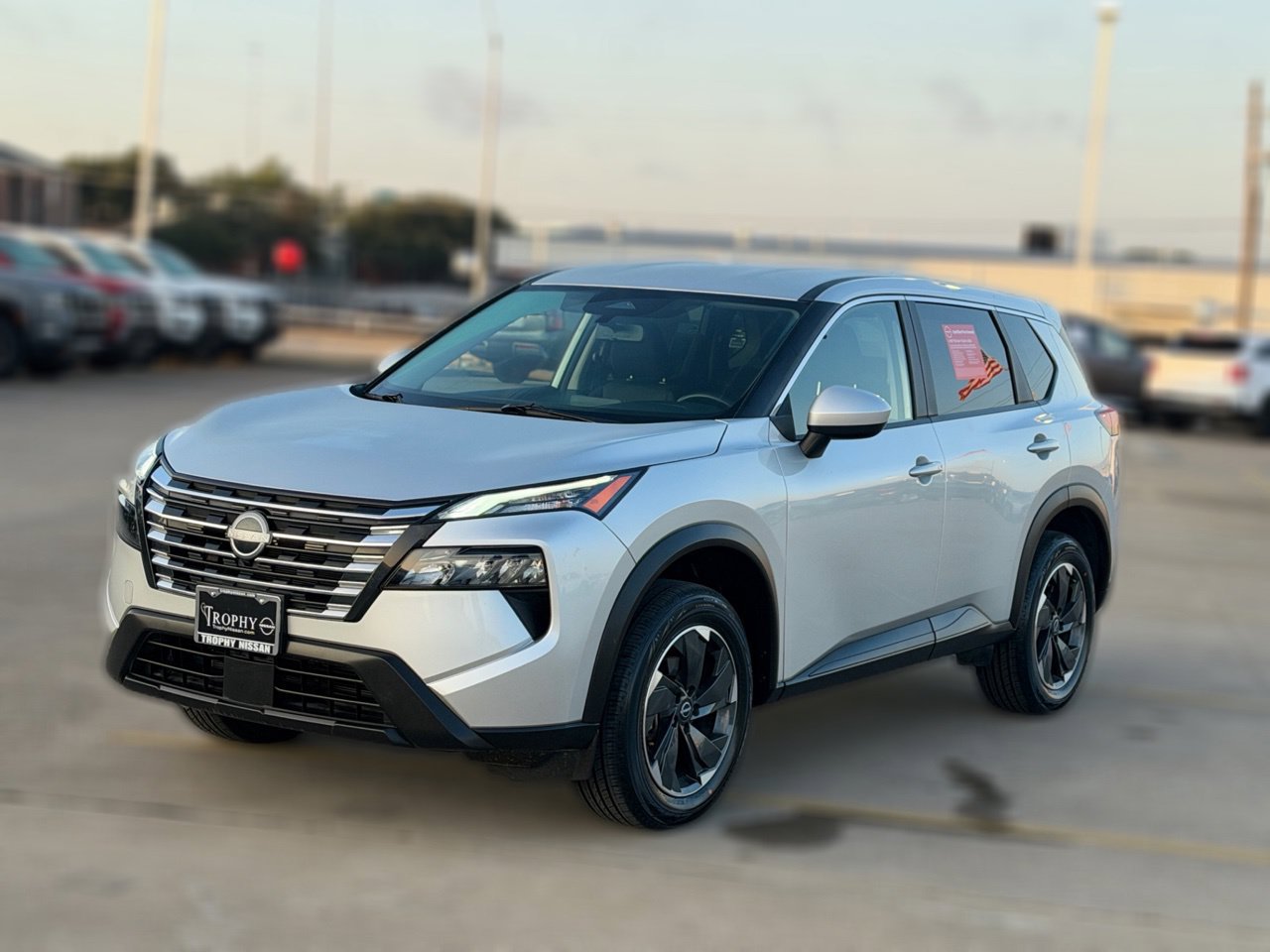 Certified 2025 Nissan Rogue SV FWD image 3