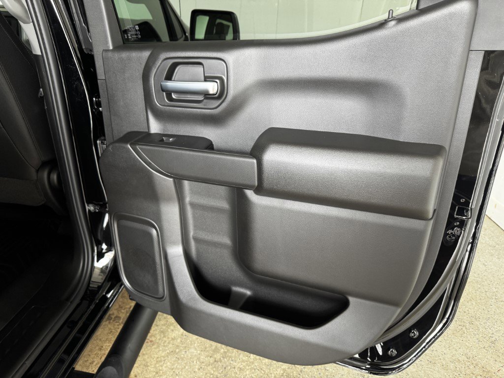 New 2026 Chevrolet Silverado 1500 Custom w/ Turbomax Blackout Package image 64