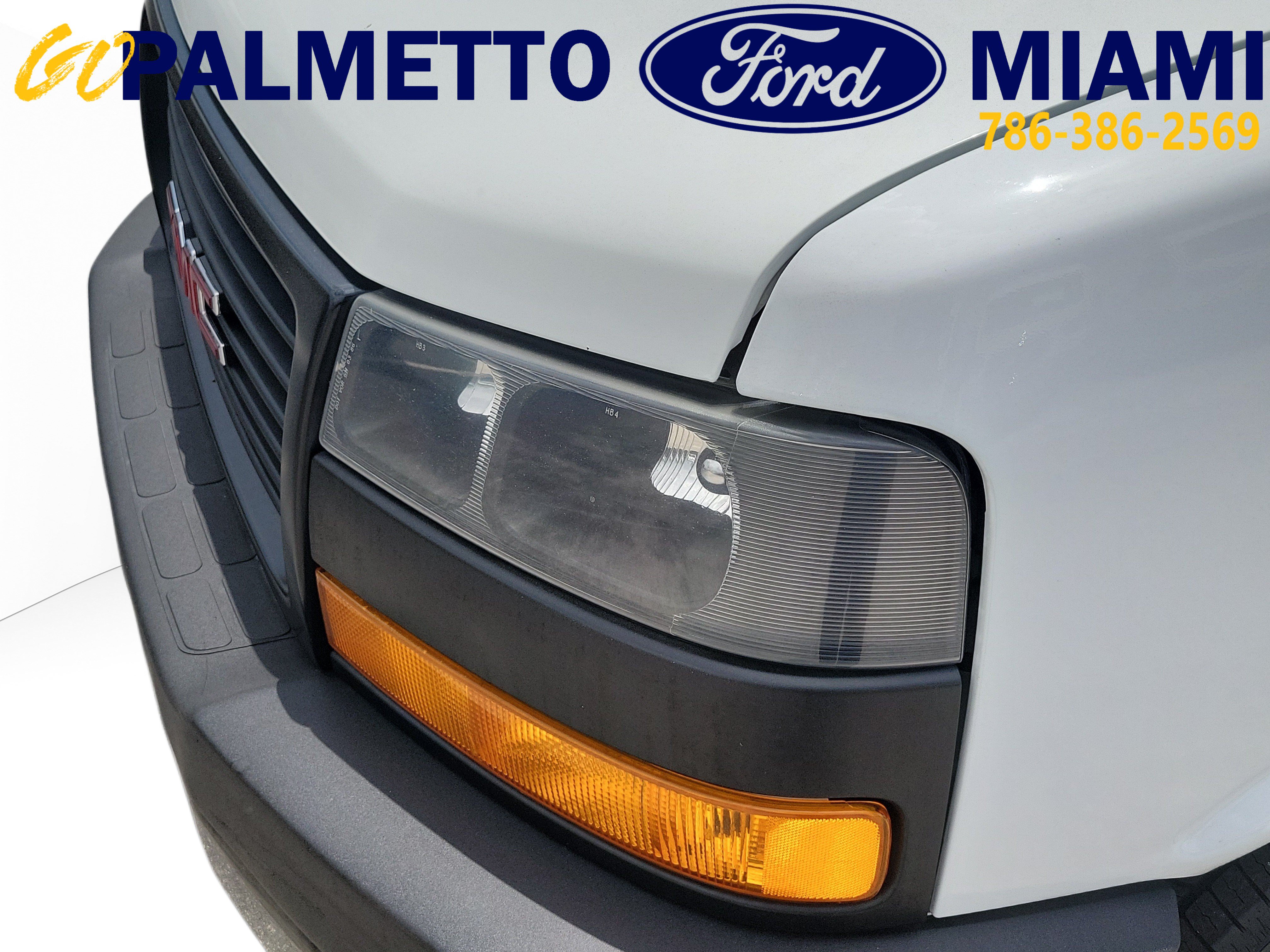 Used 2021 GMC Savana 3500 Extended w/ Power Convenience Package RWD image 9