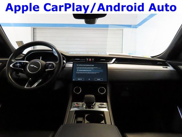 Used 2024 Jaguar F-PACE R-Dynamic S image 8