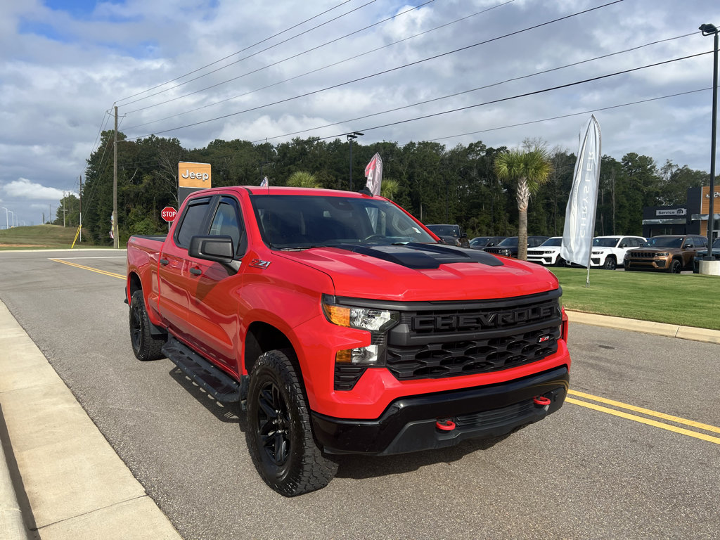 Used 2022 Chevrolet Silverado 1500 Custom Trail Boss w/ LPO, Dark Essentials Package AWD/4WD image 1