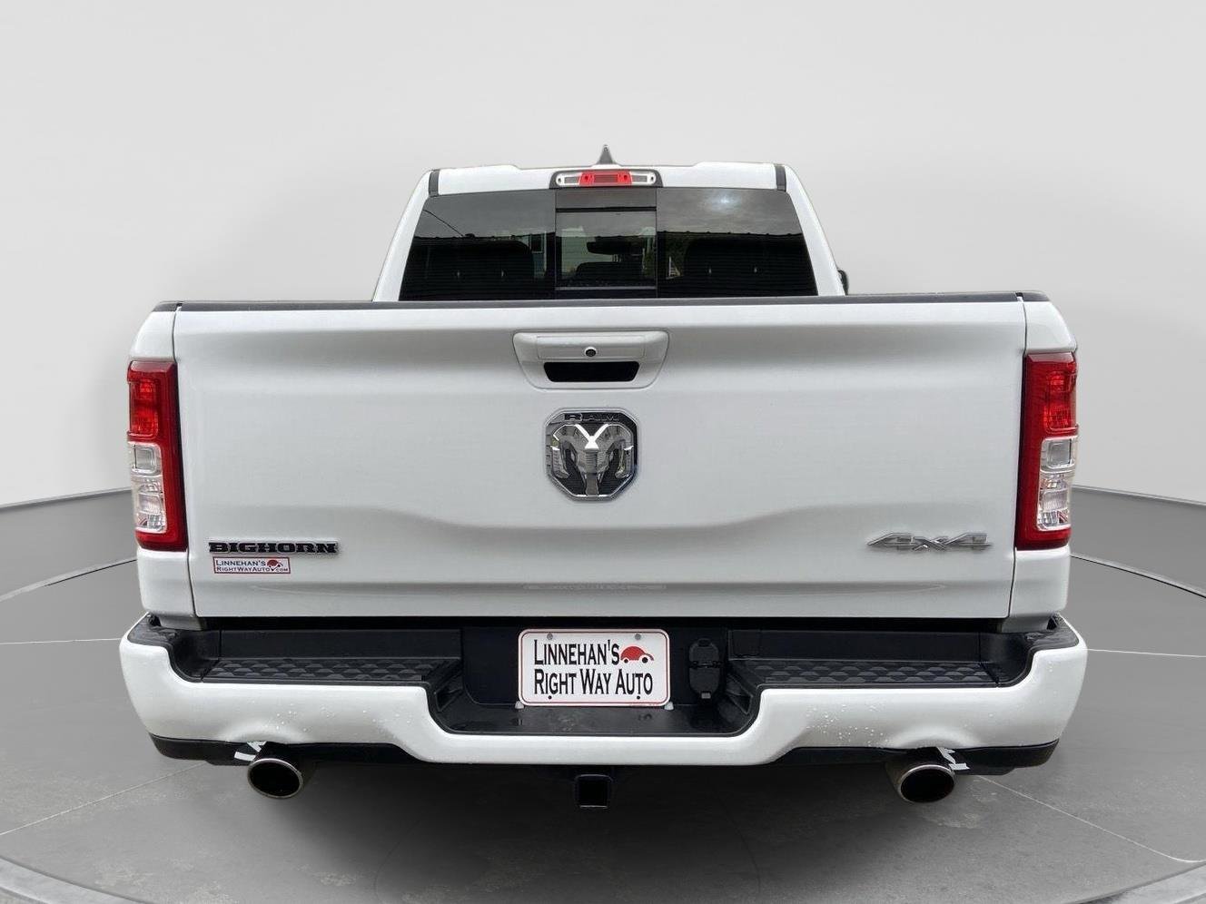 Used 2022 RAM 1500 Big Horn AWD/4WD image 4
