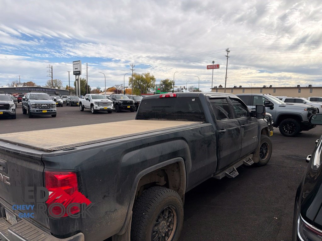 Used 2018 GMC Sierra 3500 4x4 Crew Cab image 4