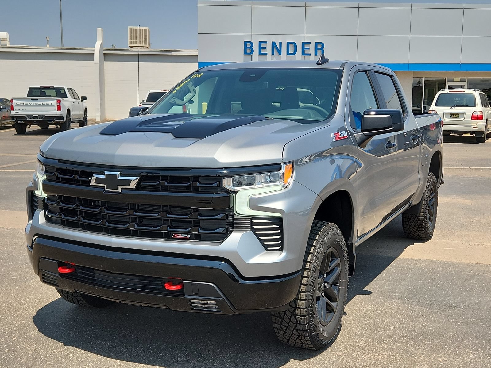 New 2026 Chevrolet Silverado 1500 LT Trail Boss w/ Convenience Package II AWD/4WD image 1