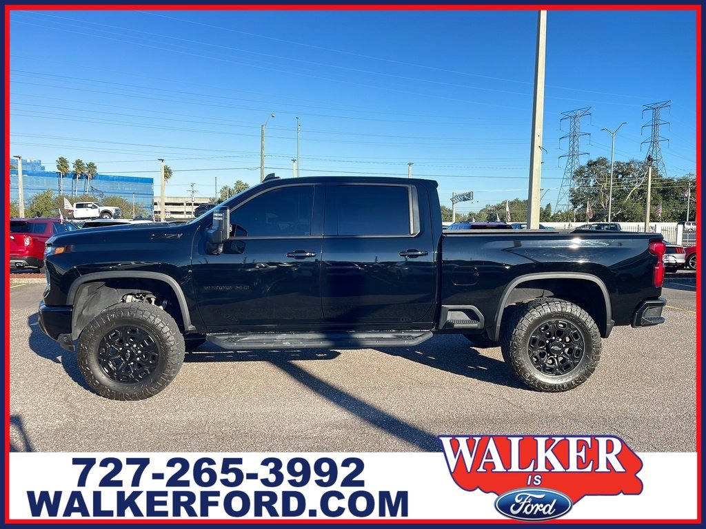 Used 2024 Chevrolet Silverado 2500 LTZ w/ LTZ Plus Package image 1