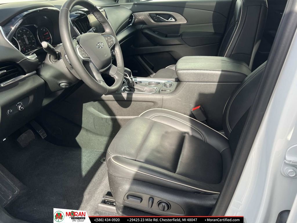 Used 2023 Chevrolet Traverse Premier w/ Redline Edition image 20