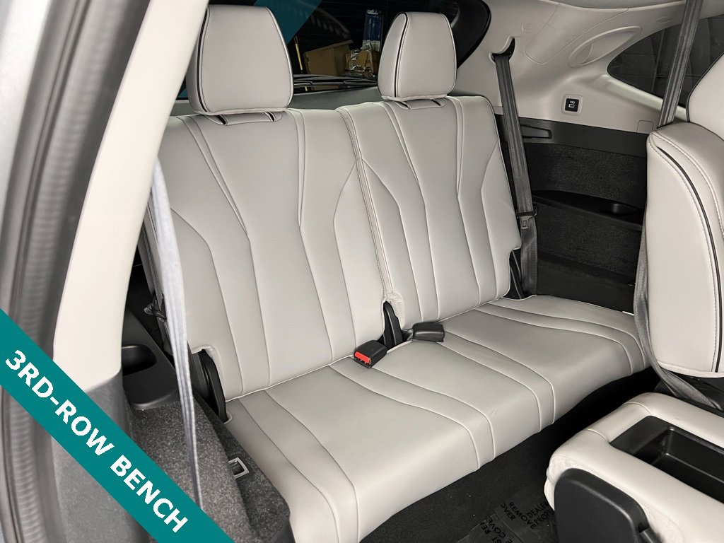 Used 2023 Acura MDX SH-AWD w/ Advance Package image 21
