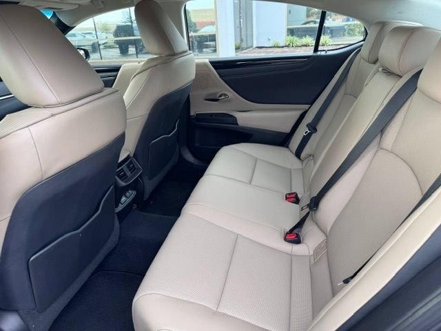 Used 2021 Lexus ES 350 w/ Premium Package FWD image 11