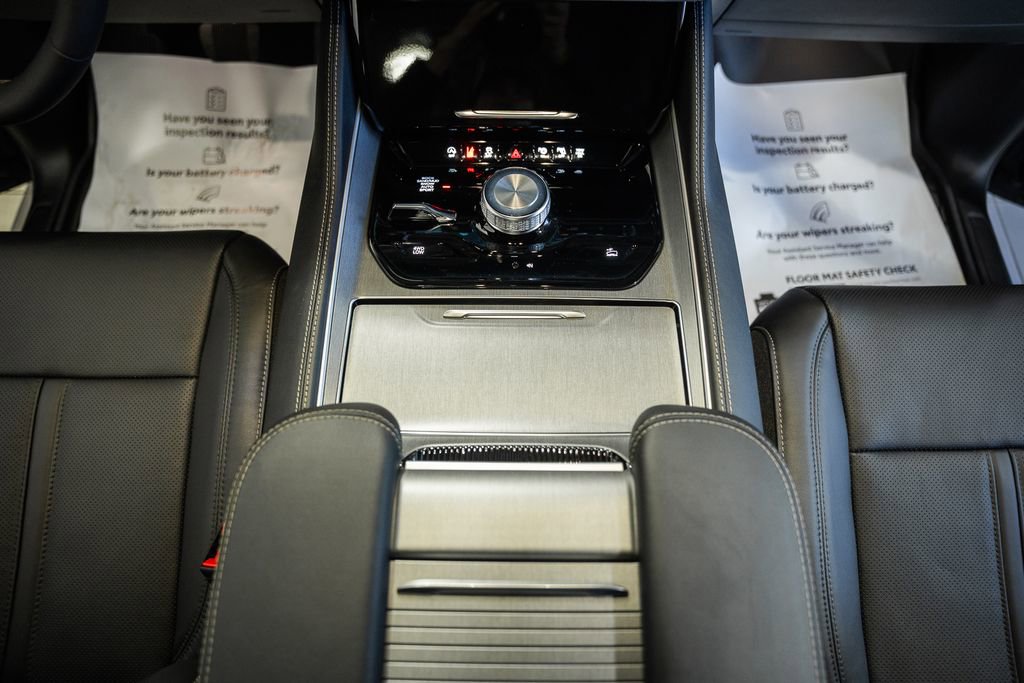 New 2026 Jeep Grand Wagoneer L 4WD image 31