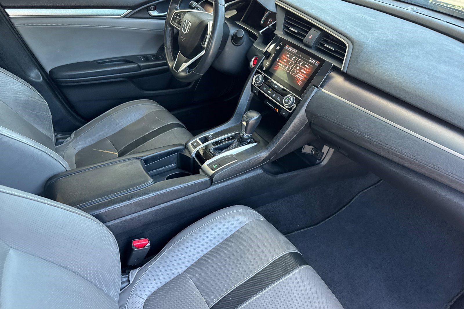 Used 2017 Honda Civic EX-L image 18