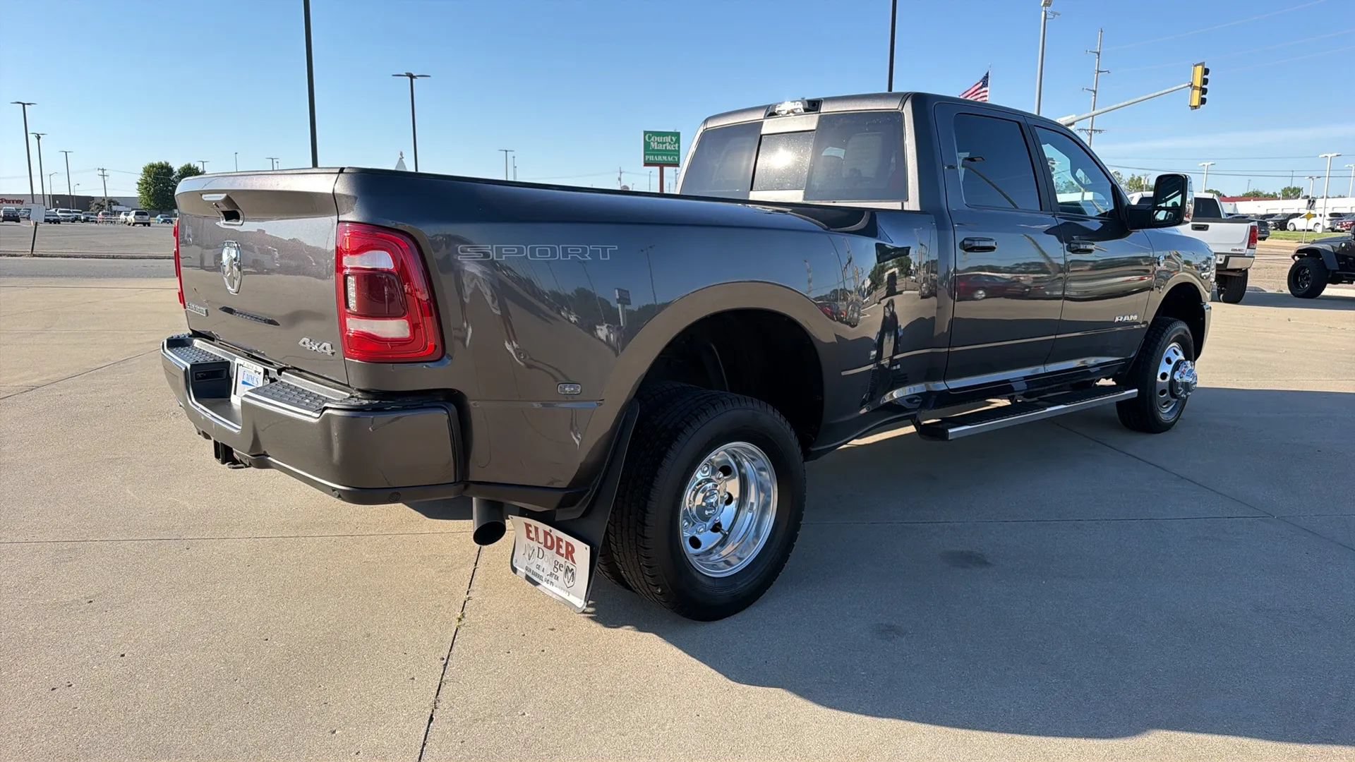 Used 2023 RAM 3500 Laramie AWD/4WD image 24