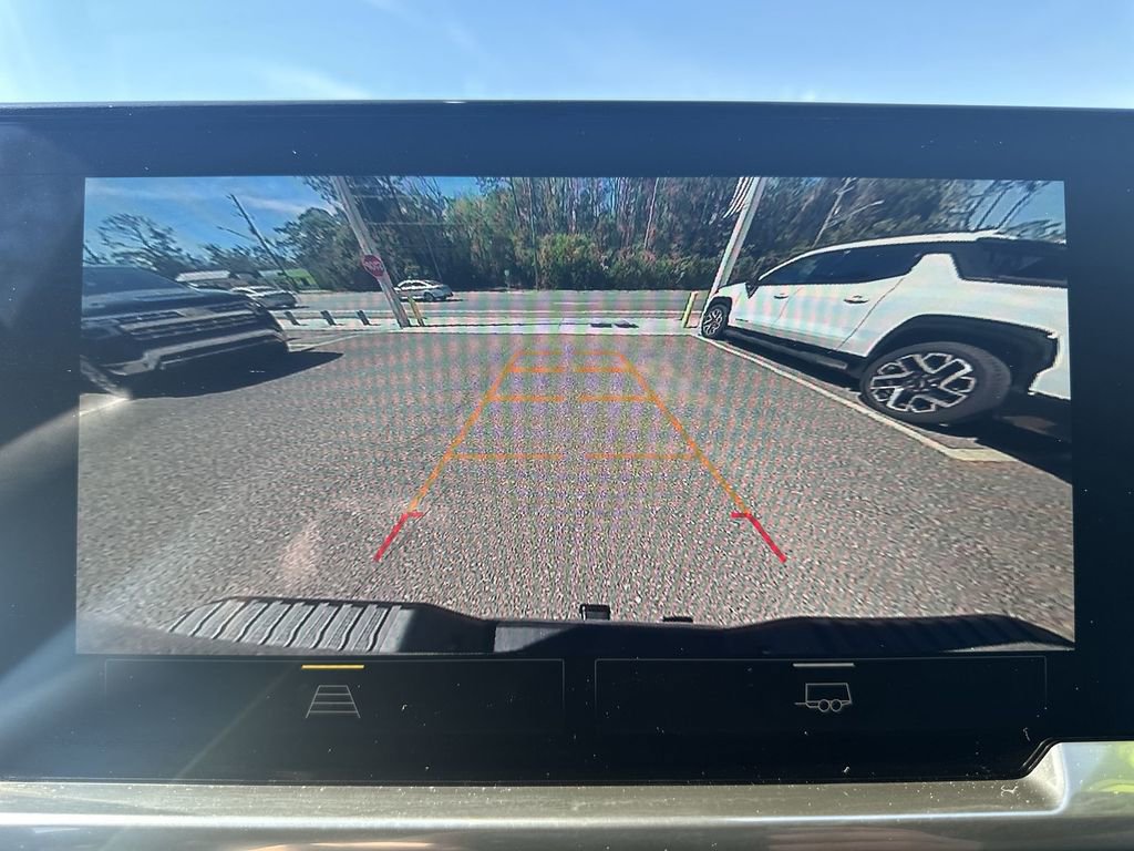 Used 2025 Chevrolet Silverado 2500 LT w/ Convenience Package AWD/4WD image 25