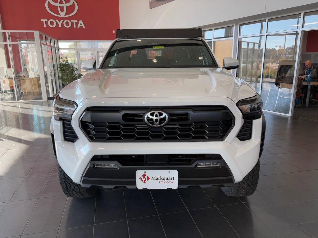 New 2025 Toyota Tacoma TRD Off-Road AWD/4WD image 10