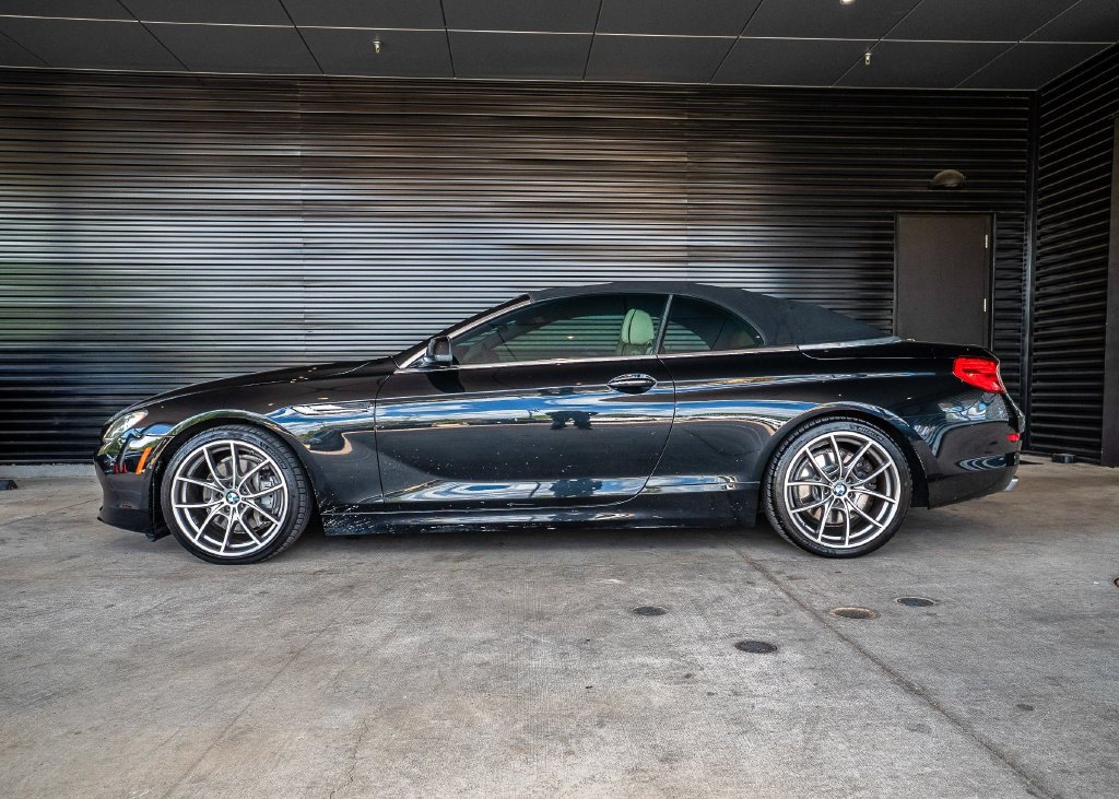 Used 2012 BMW 650i Convertible RWD image 2