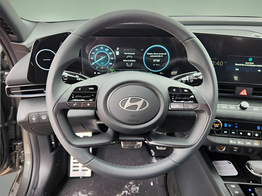 New 2026 Hyundai Elantra SEL FWD image 16