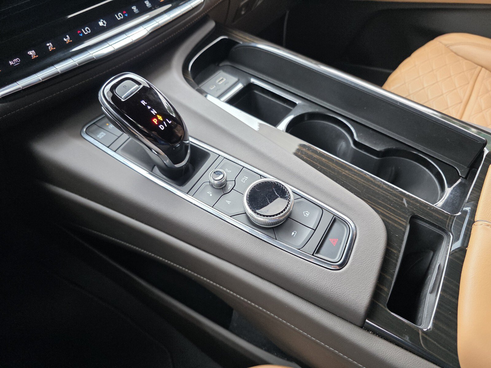 Used 2023 Cadillac Escalade Sport AWD/4WD image 26