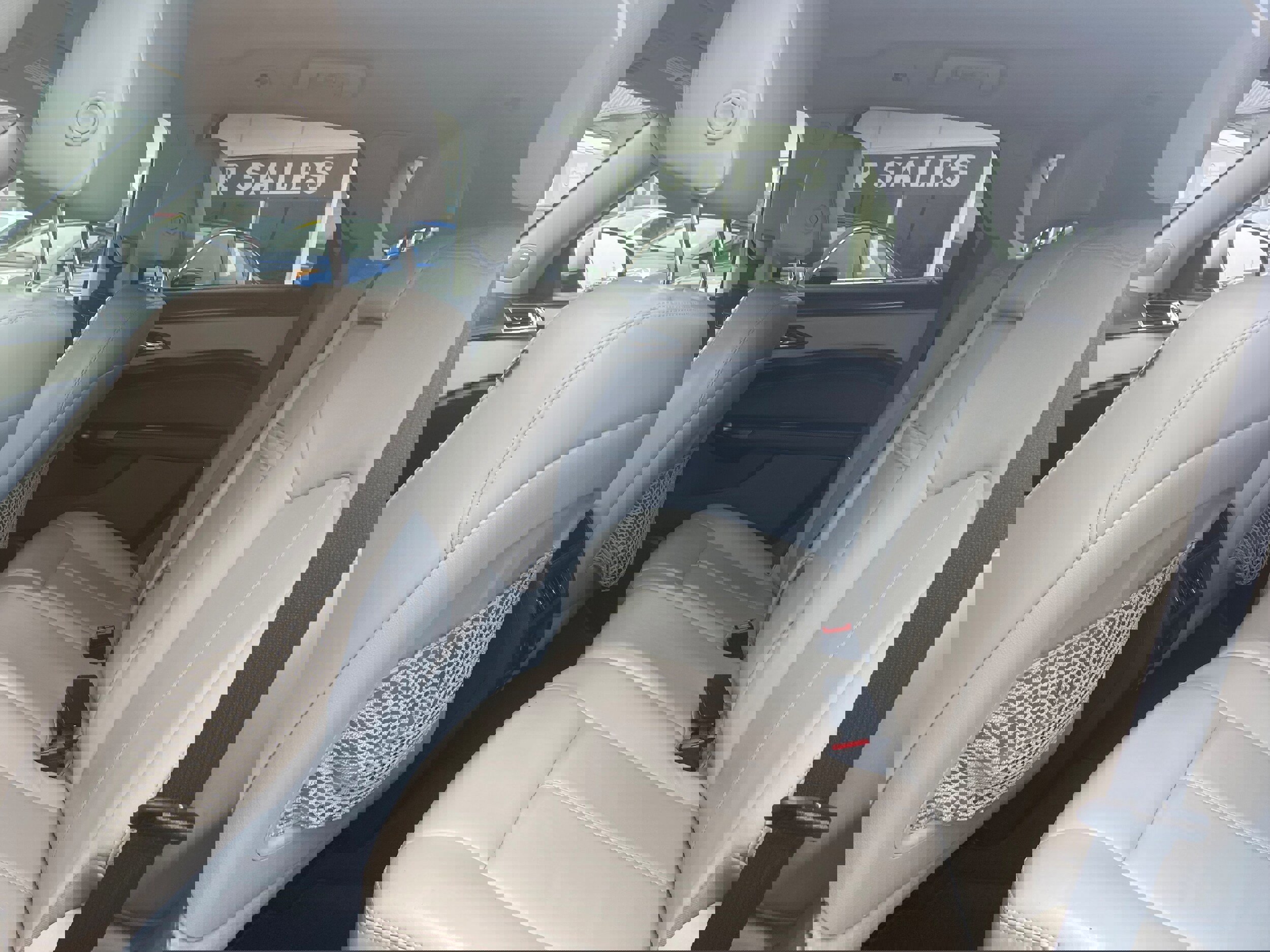 Used 2013 Cadillac SRX image 17