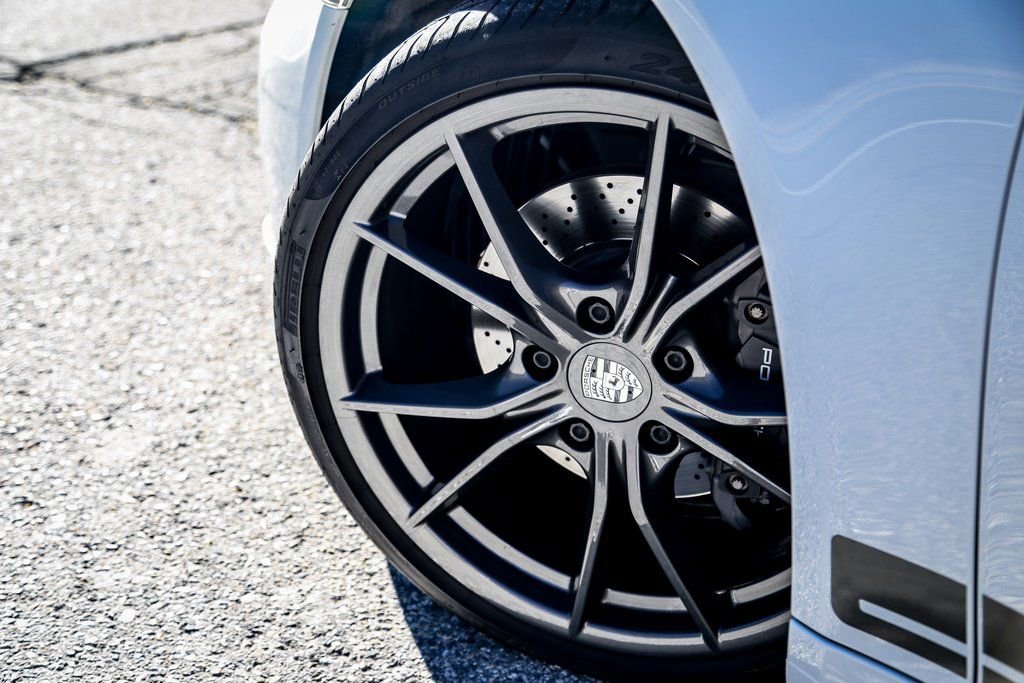 Used 2018 Porsche 911 Carrera T image 15