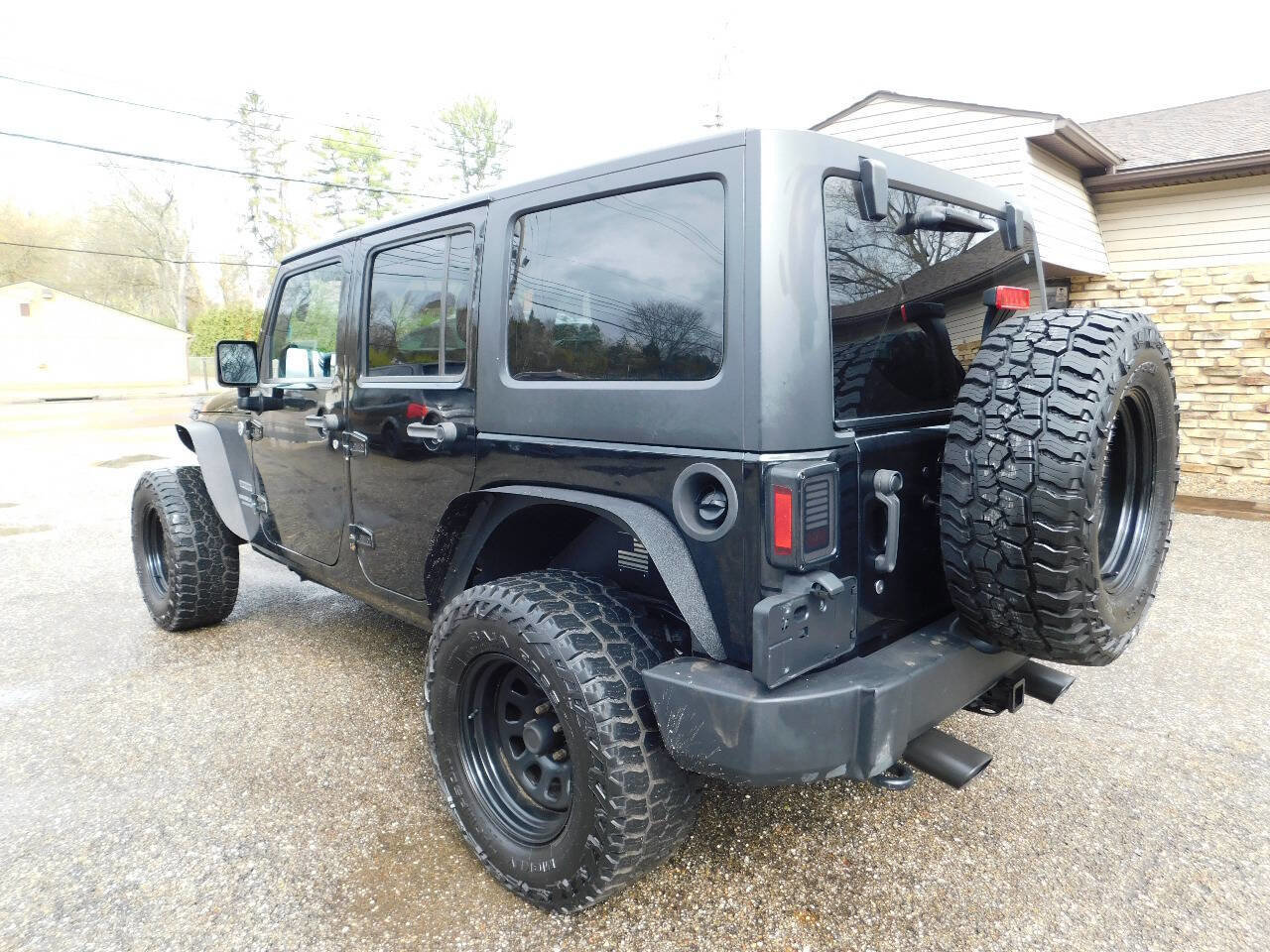 Used 2013 Jeep Wrangler Unlimited Sport image 7
