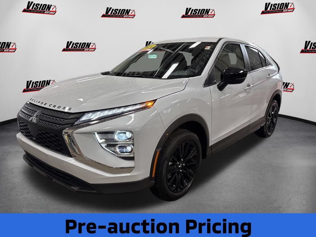 Used 2024 Mitsubishi Eclipse Cross LE AWD/4WD image 1