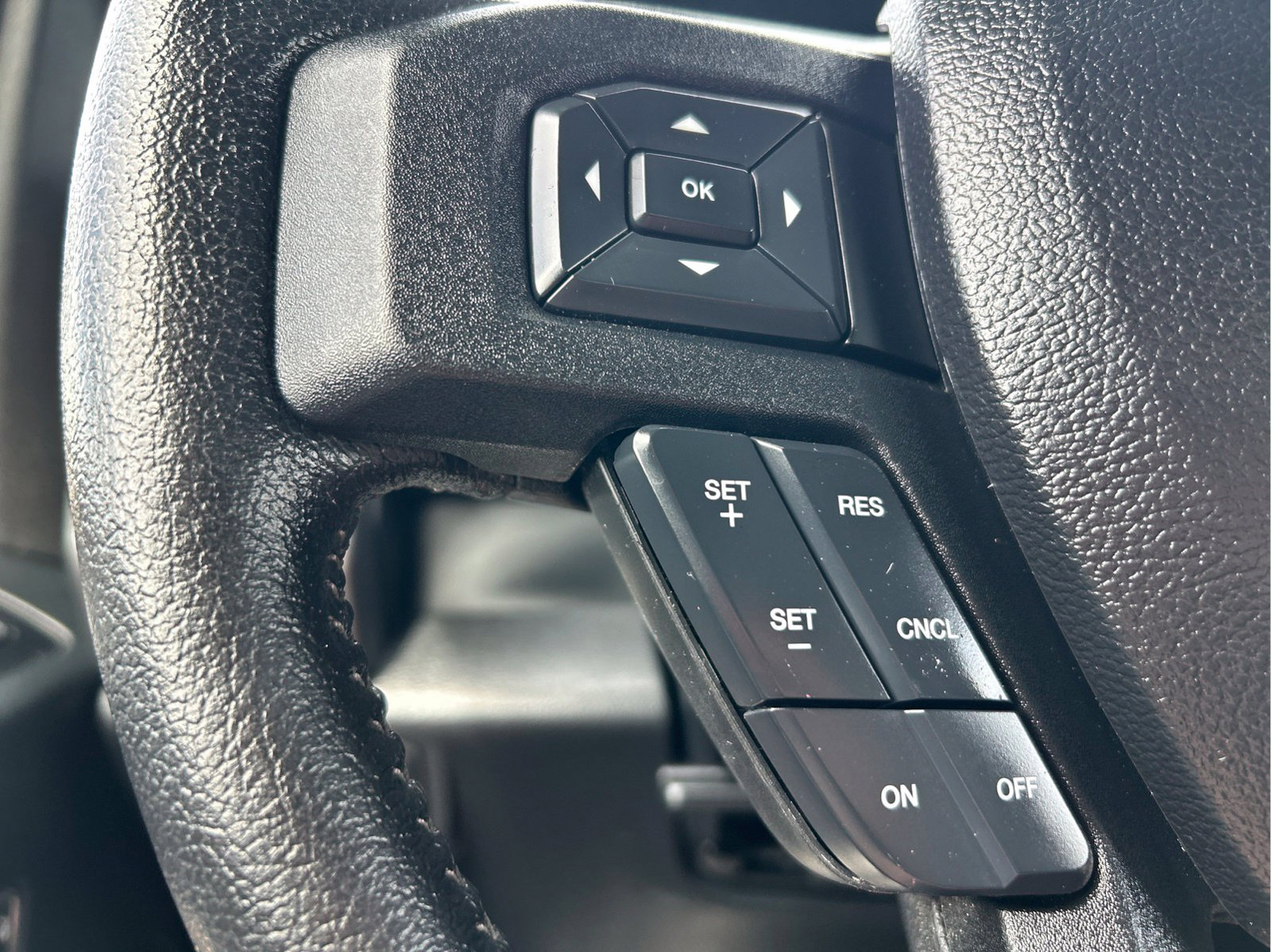 Used 2015 Ford F150 XLT w/ Equipment Group 301A Mid RWD image 14