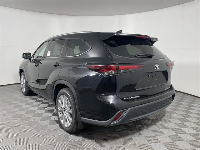 New 2026 Toyota Highlander Limited AWD/4WD image 5