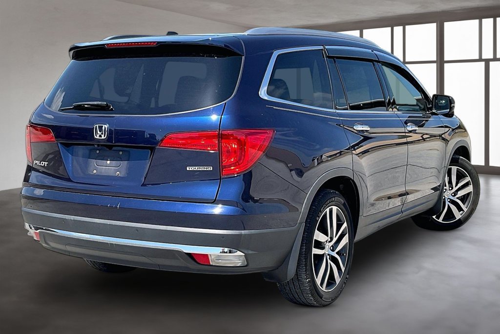 Used 2017 Honda Pilot Touring image 6