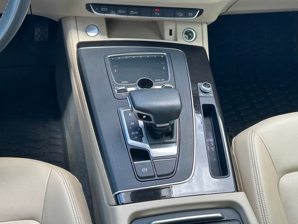 Used 2019 Audi Q5 2.0T Premium Plus AWD/4WD image 21