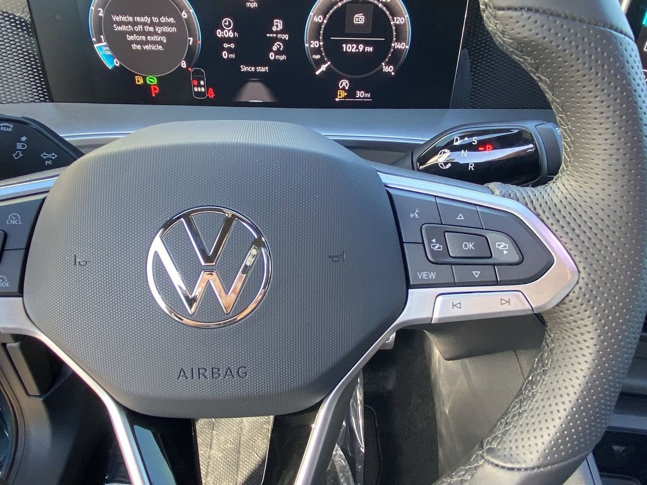 New 2026 Volkswagen Tiguan SE R-Line image 21