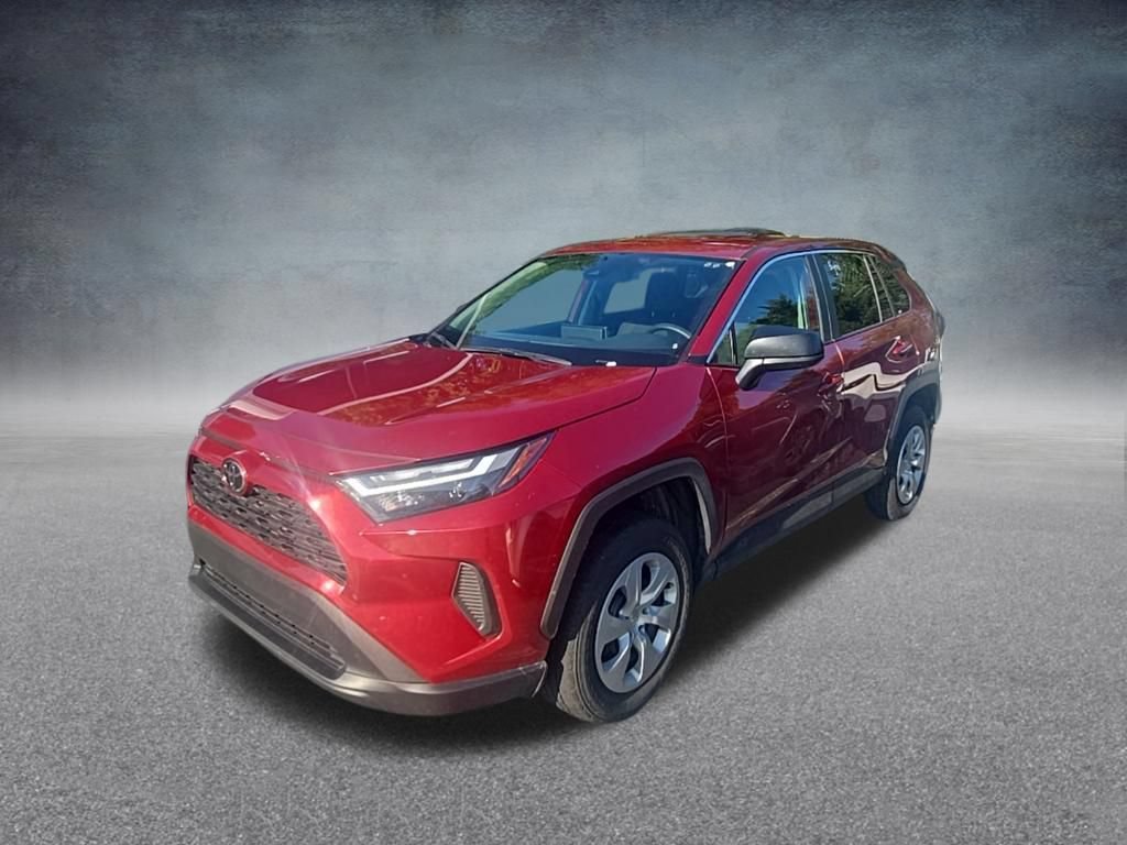 Used 2025 Toyota RAV4 LE AWD/4WD image 4