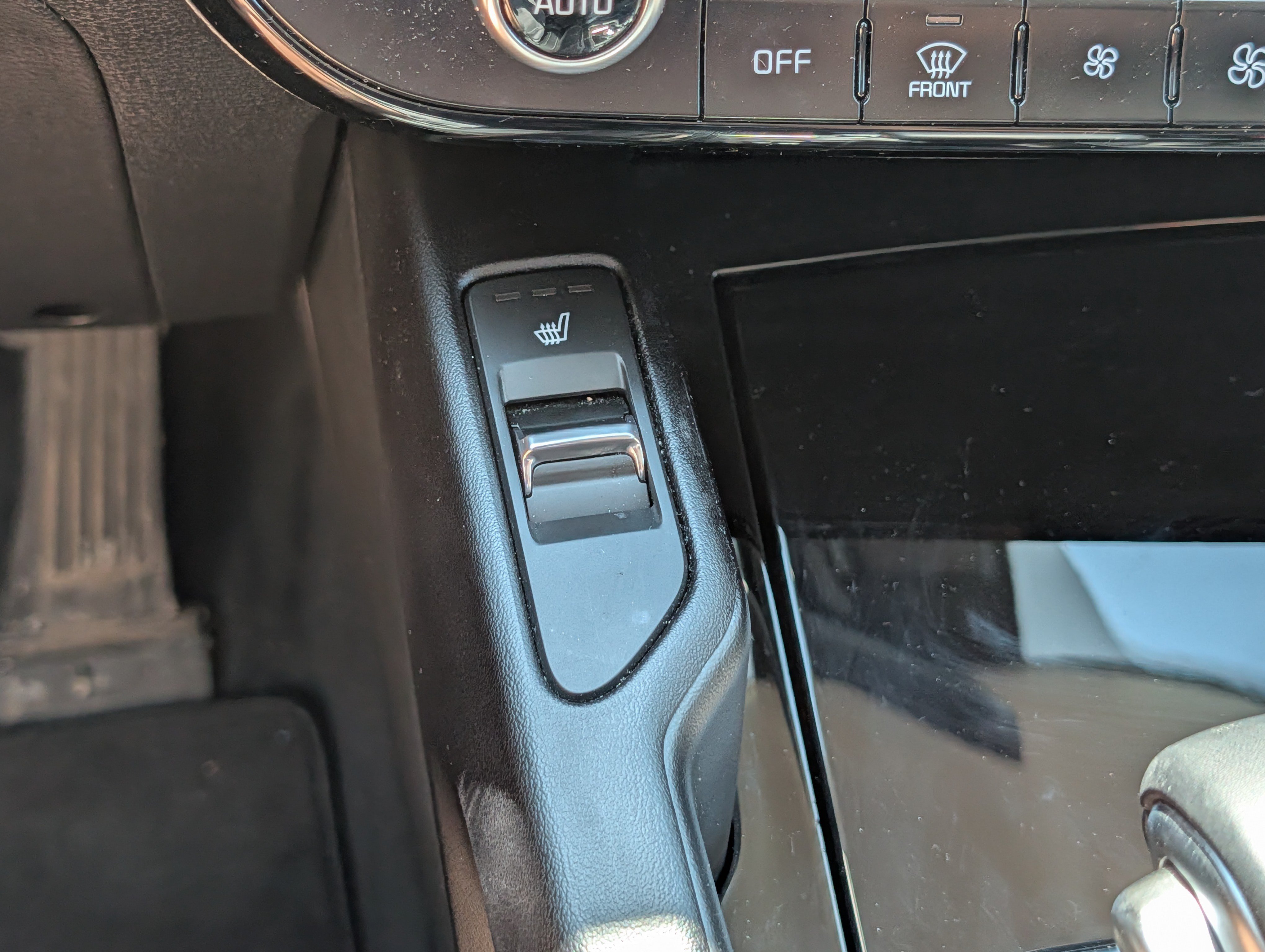 Certified 2024 Kia Telluride S w/ S Sunroof Package AWD/4WD image 28