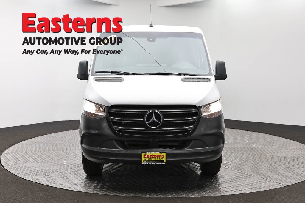 Used 2021 Mercedes-Benz Sprinter 2500 image 2